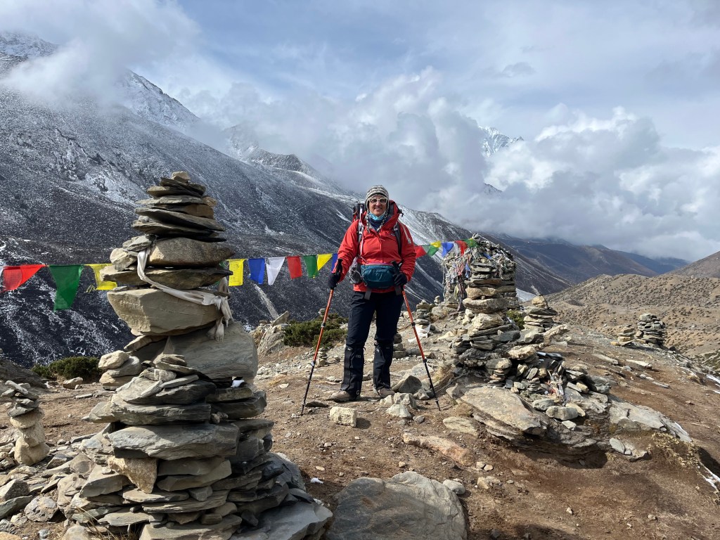 Day 7: Acclimatization Day at Dingboche – A Walk in the clouds to Nangkartshang&nbsp;peak.