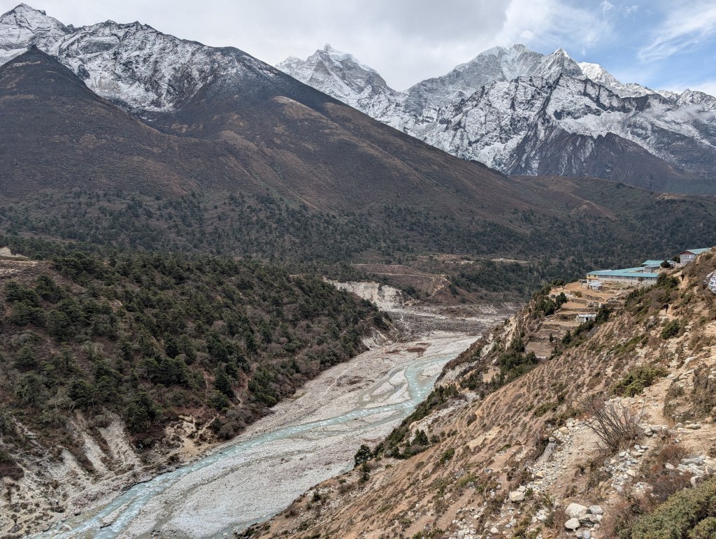 Day 6: Deboche to Dingboche – A cold afternoon snow shower with the&nbsp;yaks.